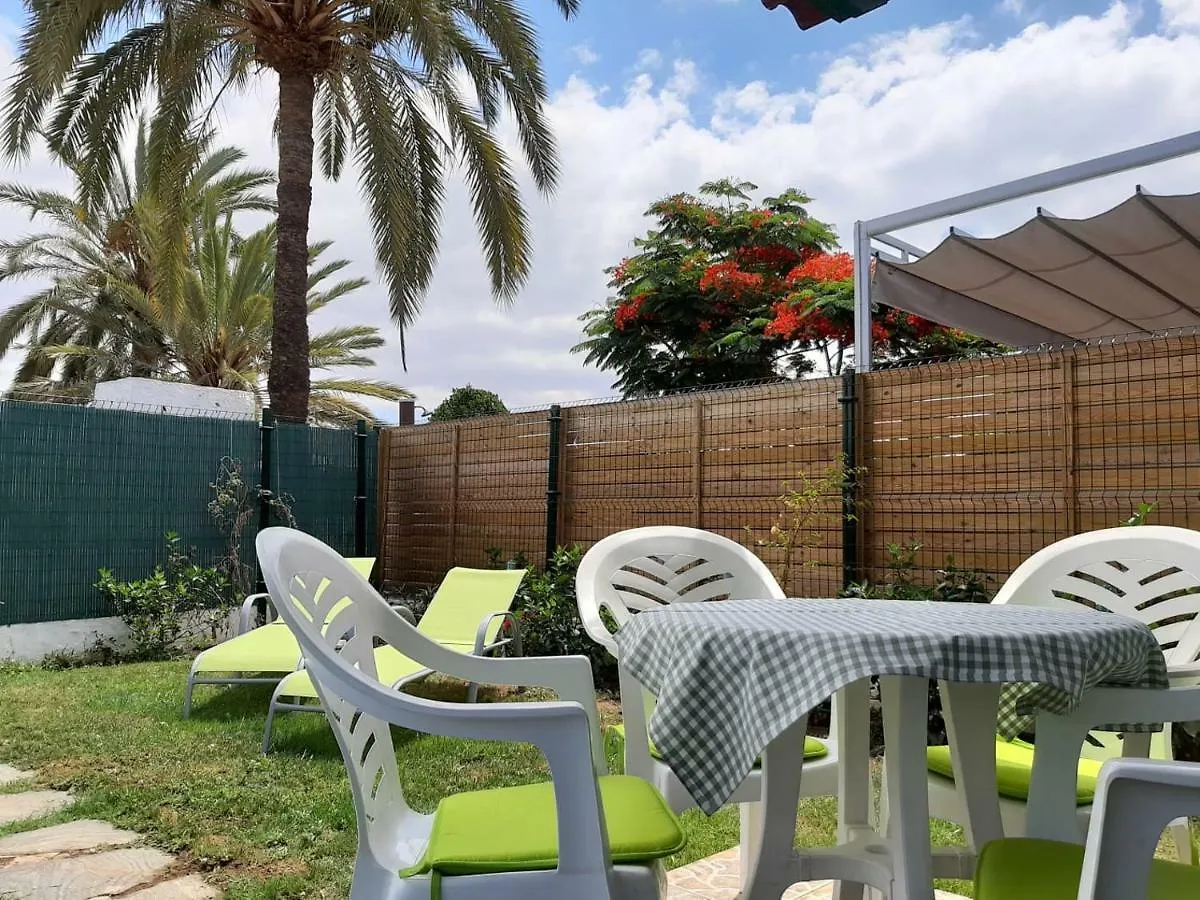 Villa Bungalow With Private Garden Nex To Yumbo Center à Maspalomas  Hébergement de vacances