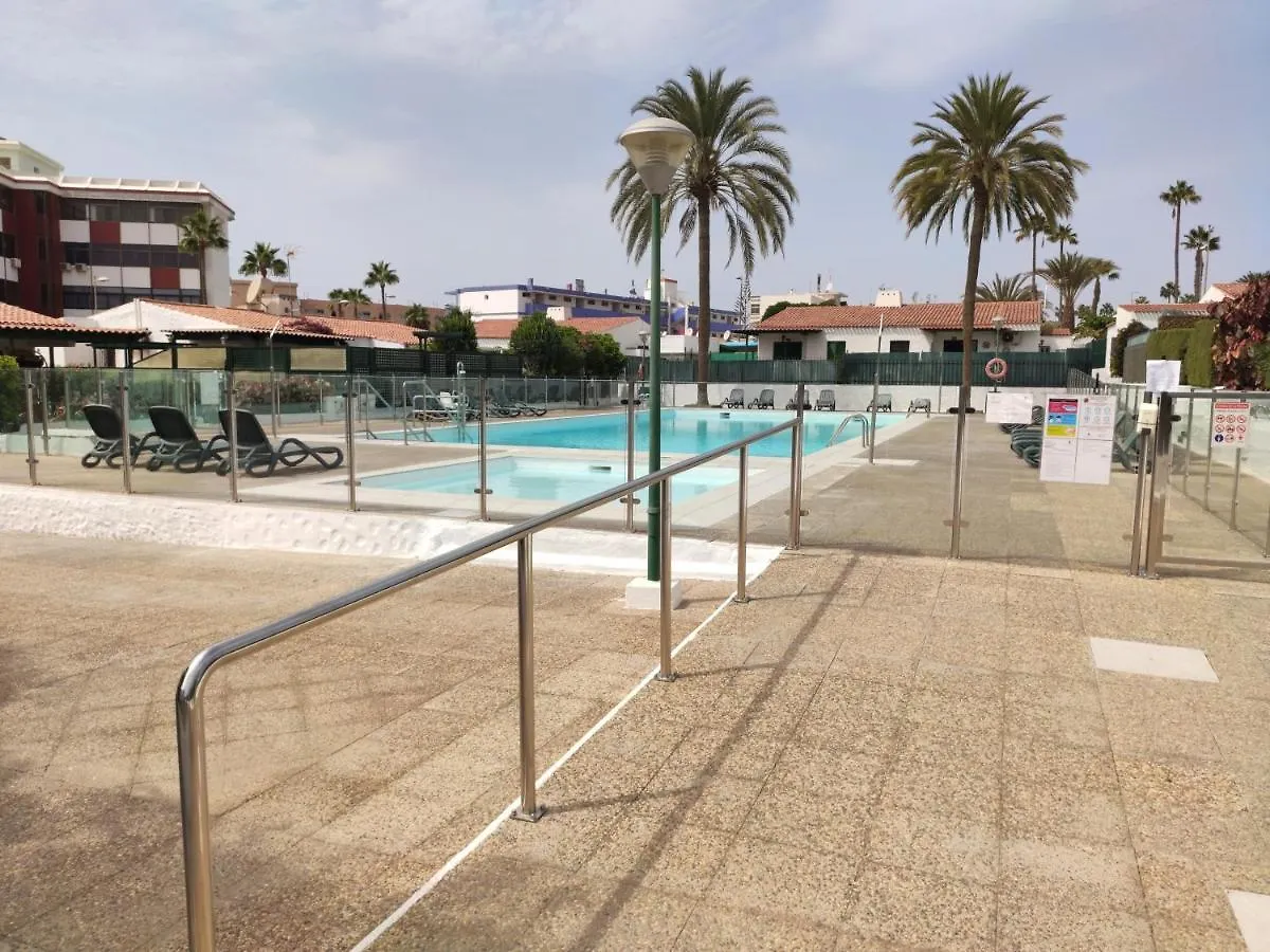 Bungalow With Private Garden Nex To Yumbo Center Villa Maspalomas  Holiday home Maspalomas (Gran Canaria)